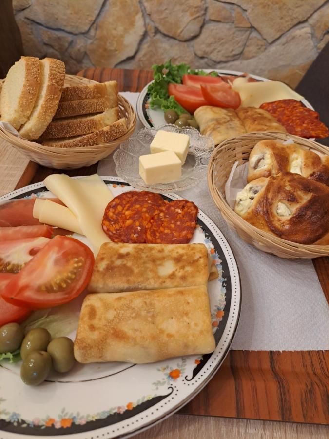 Apartmani Svitlana Sukosan Bagian luar foto
